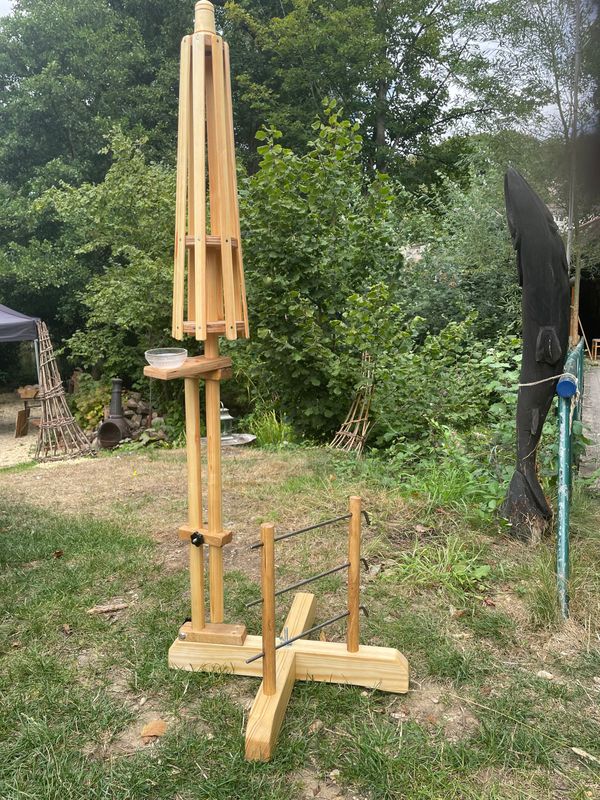 Lantern type distaff and stand (with lazy kate)