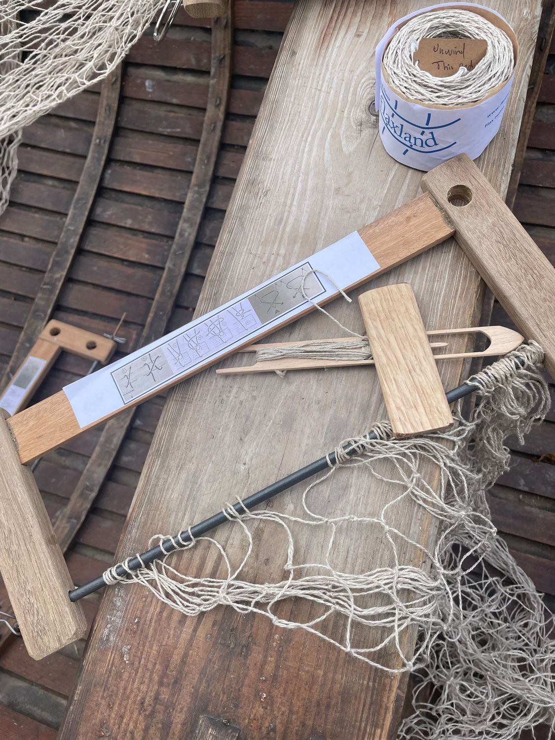 Net making frame and kit