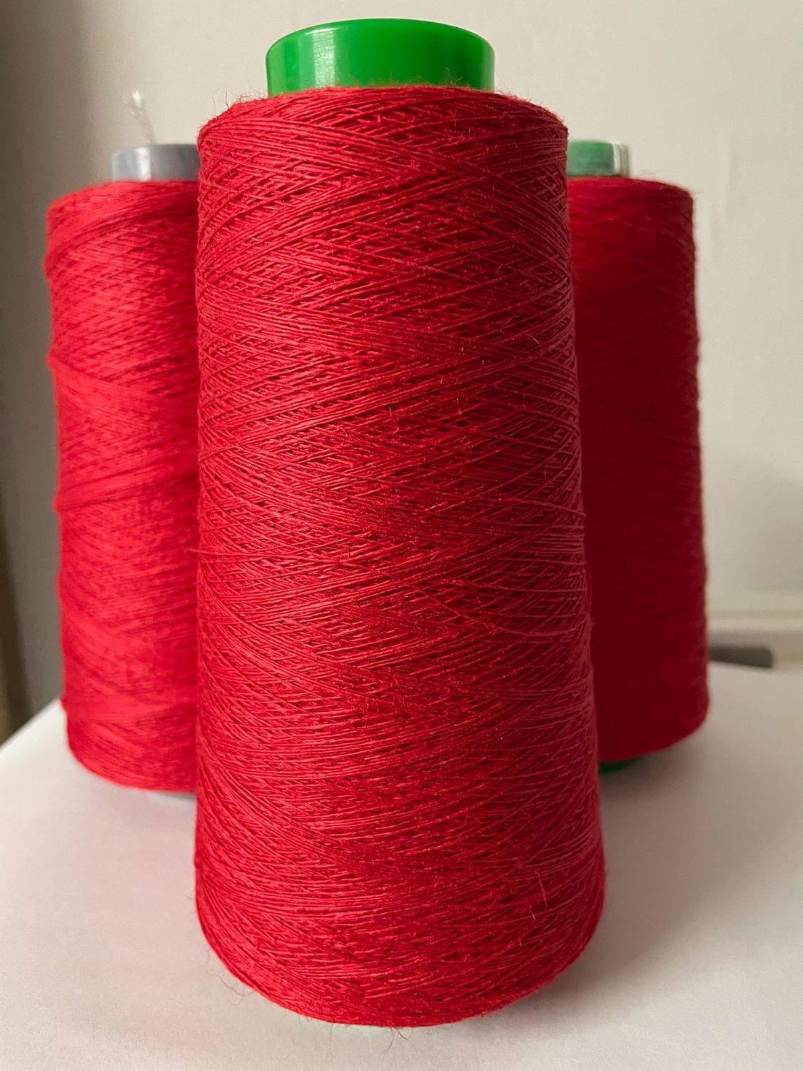 Linen Thread 10nm Rossetto dyed cone 208gms