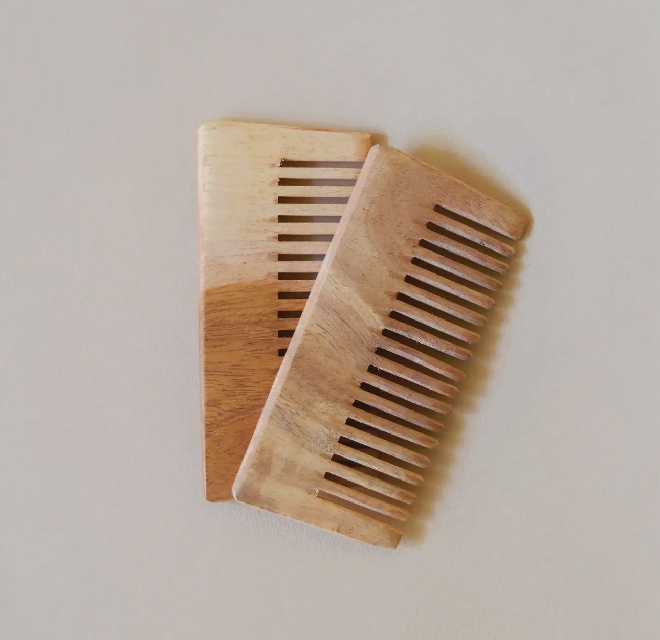 Organic Lifestyle Neem Detangling Comb