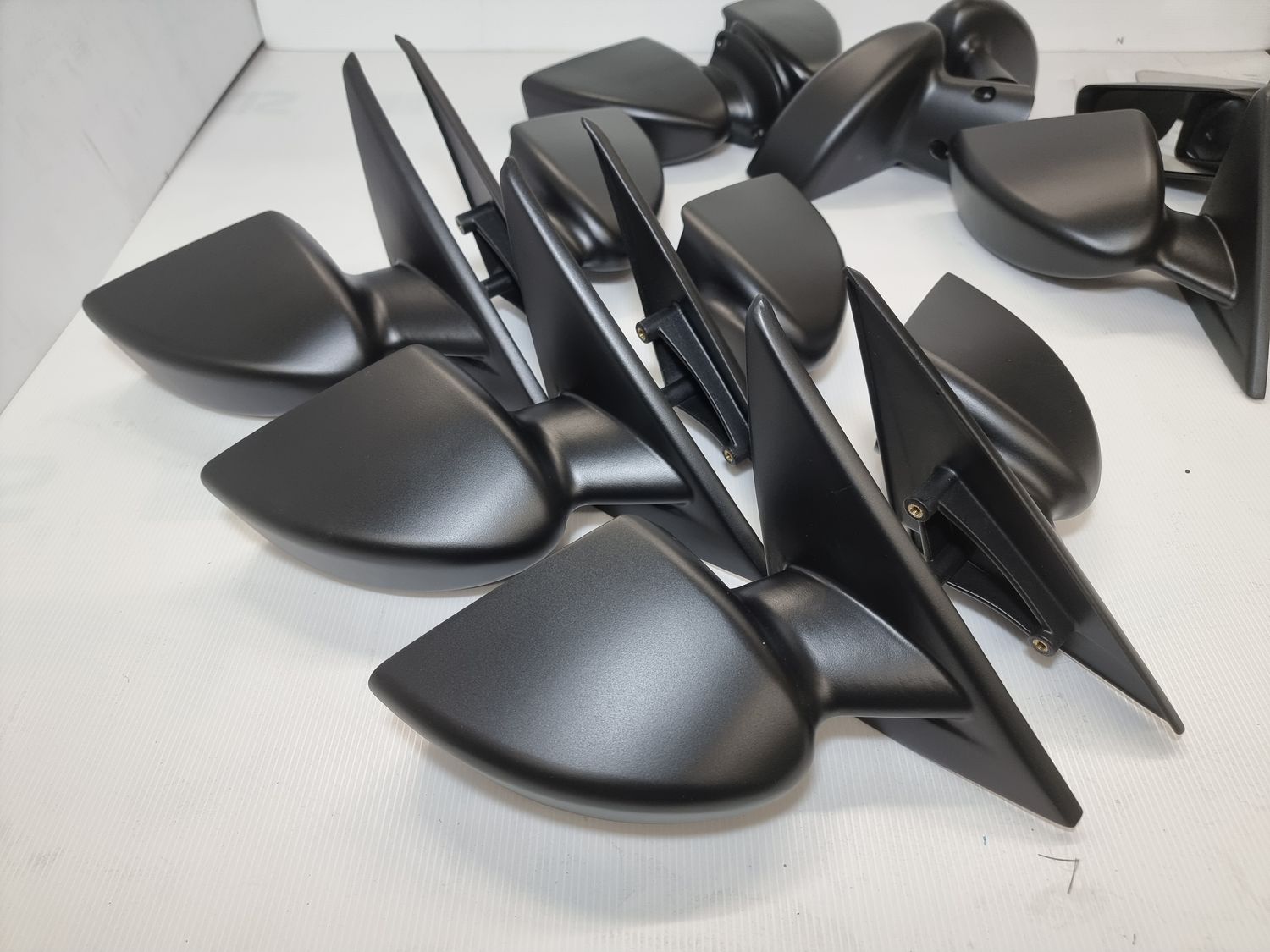 Race mirrors