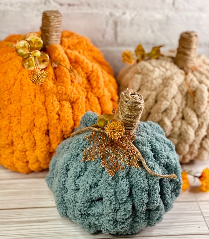 Chunky Knit Trio Pumpkin 🎃 Class-10/19