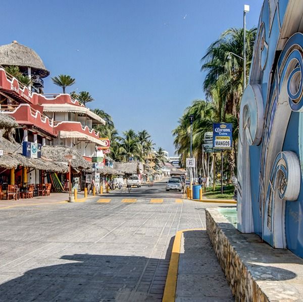 CITY TOUR Y COMPRAS EN PUERTO ESCONDIDO