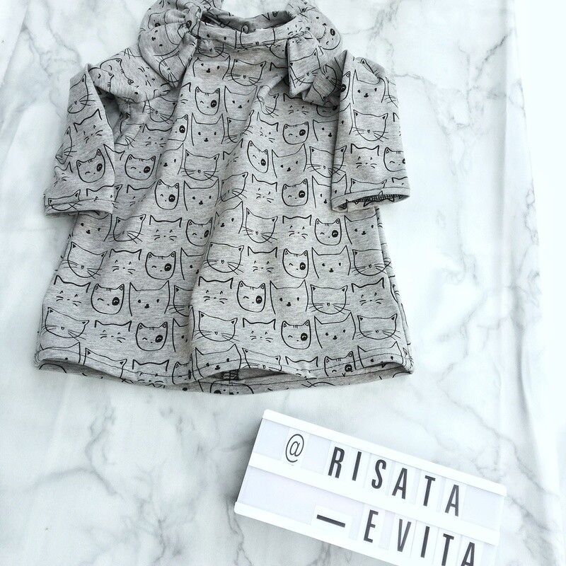 Dress with cats