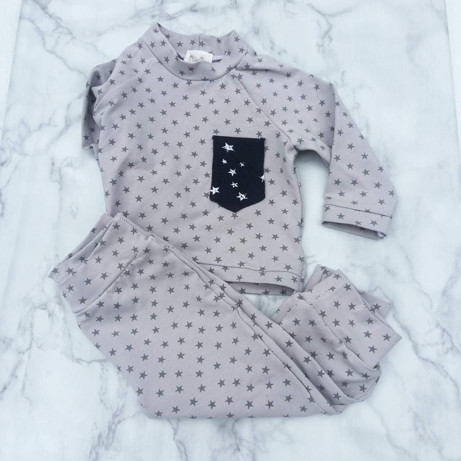 Blouse and trouser with stars