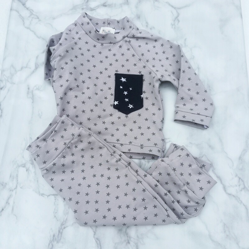 Blouse and trouser with stars