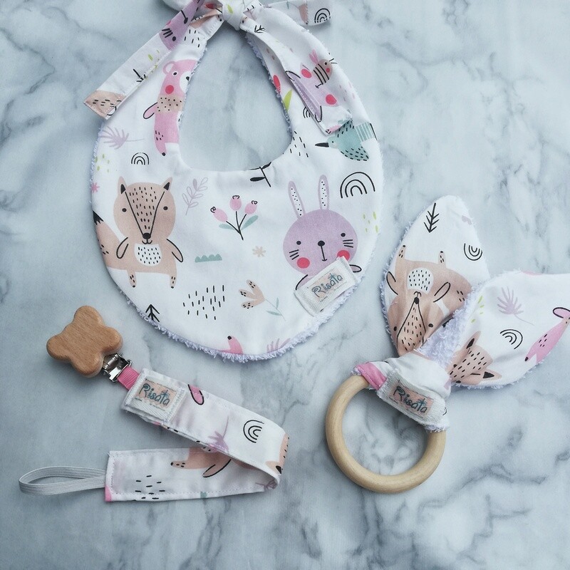 Bib - Teeth ring - Stuffed animal - Pacifier holder