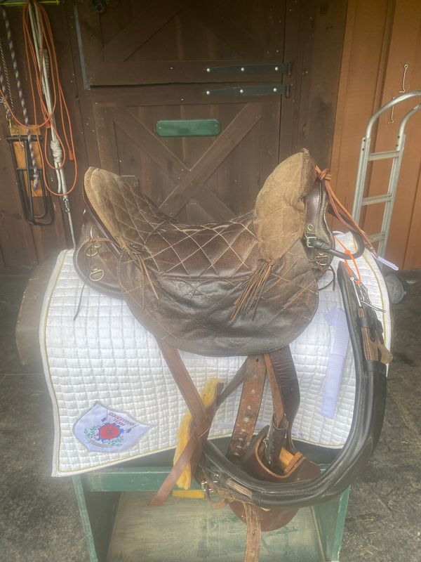 Modern McLelland Saddle