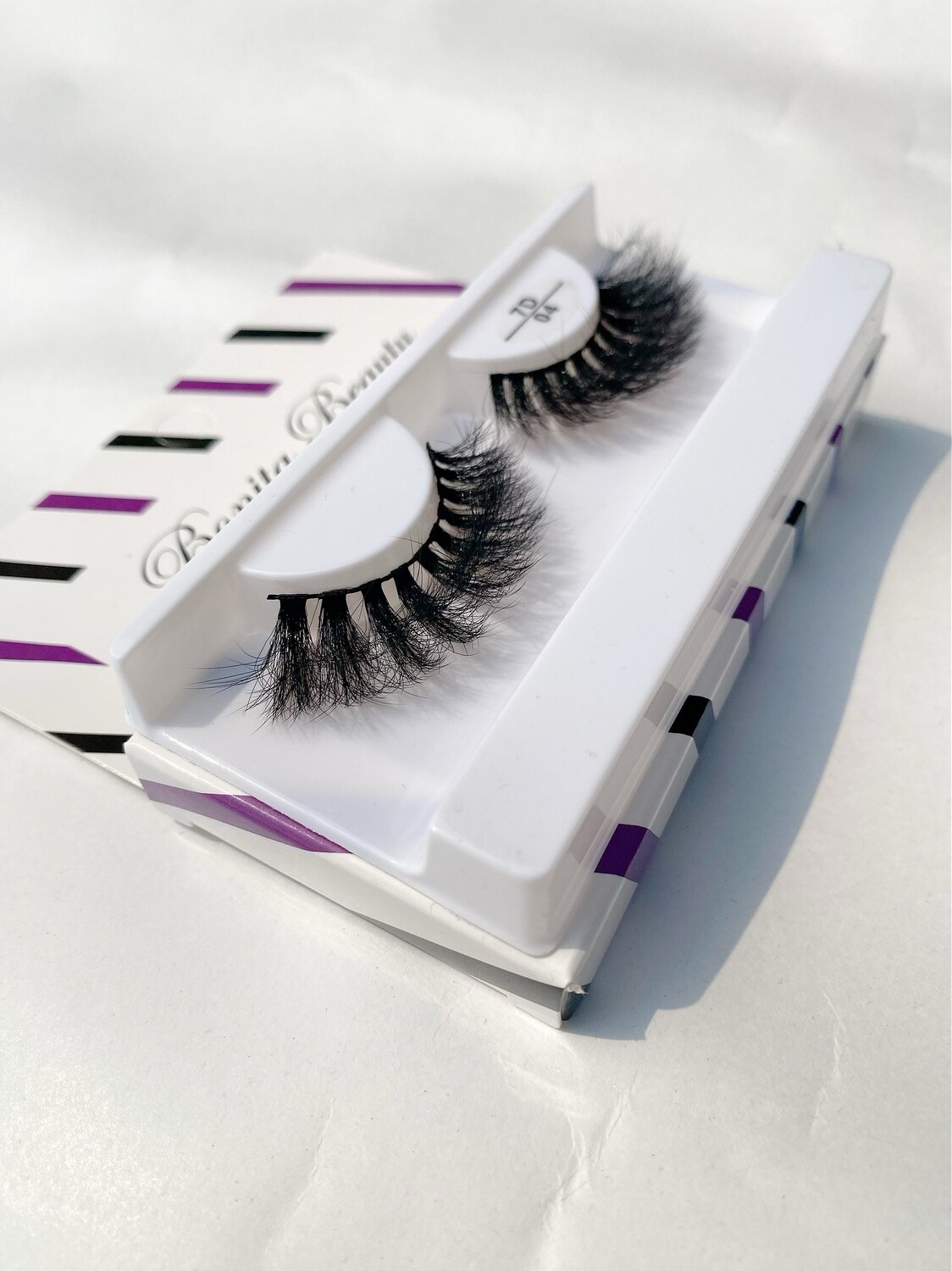 One Pair Lashes 7D- 04