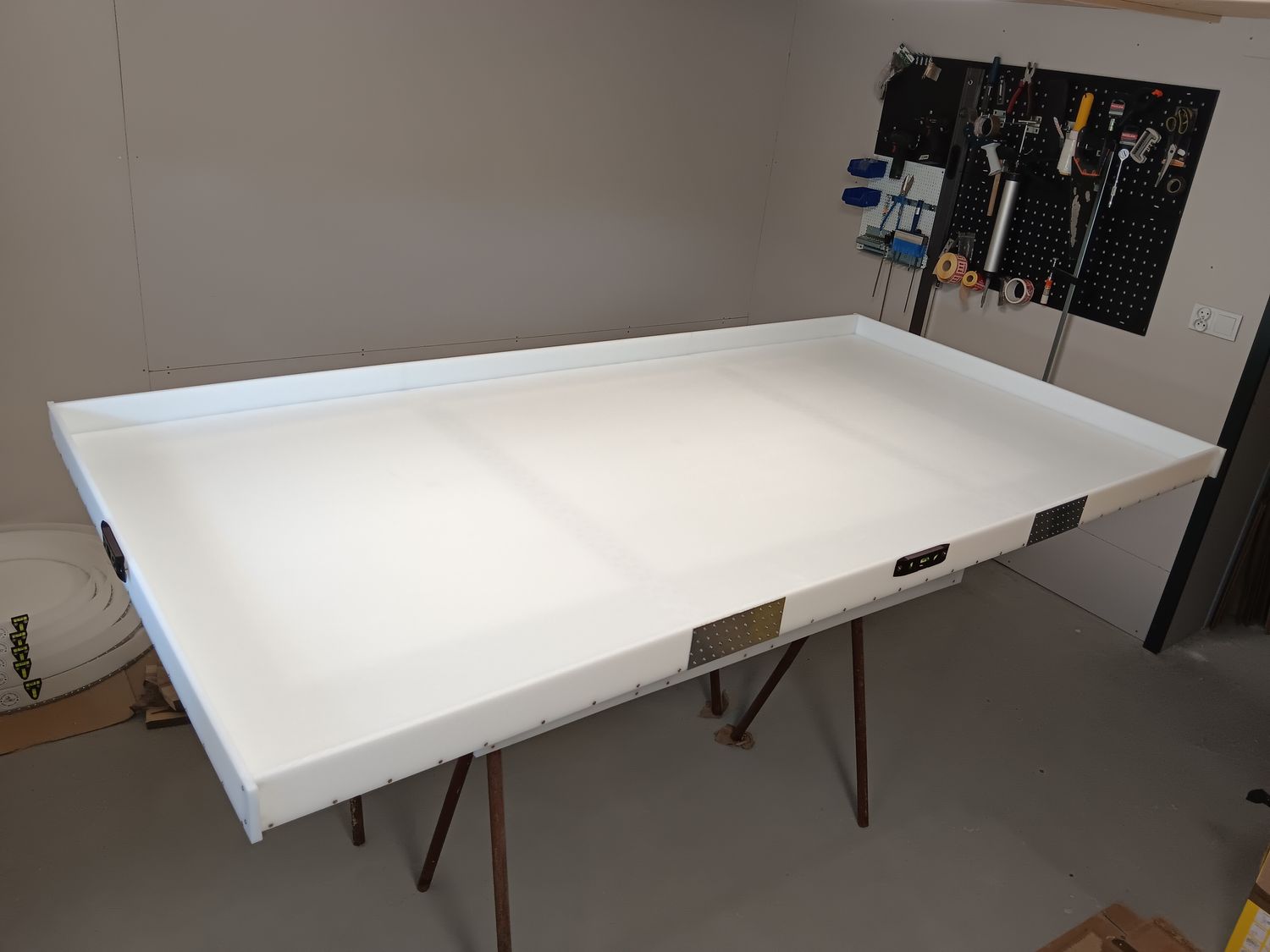 Epoxy River Table Mold 8 ft by 4 ft - 95" x 48" - 243 cm x 122 cm HDPE Resin Casting Giant Epoxy River Table Mold 8 ft by 4 ft - 95" x 48" - 243 cm x 122 cm HDPE Resin Casting Giant