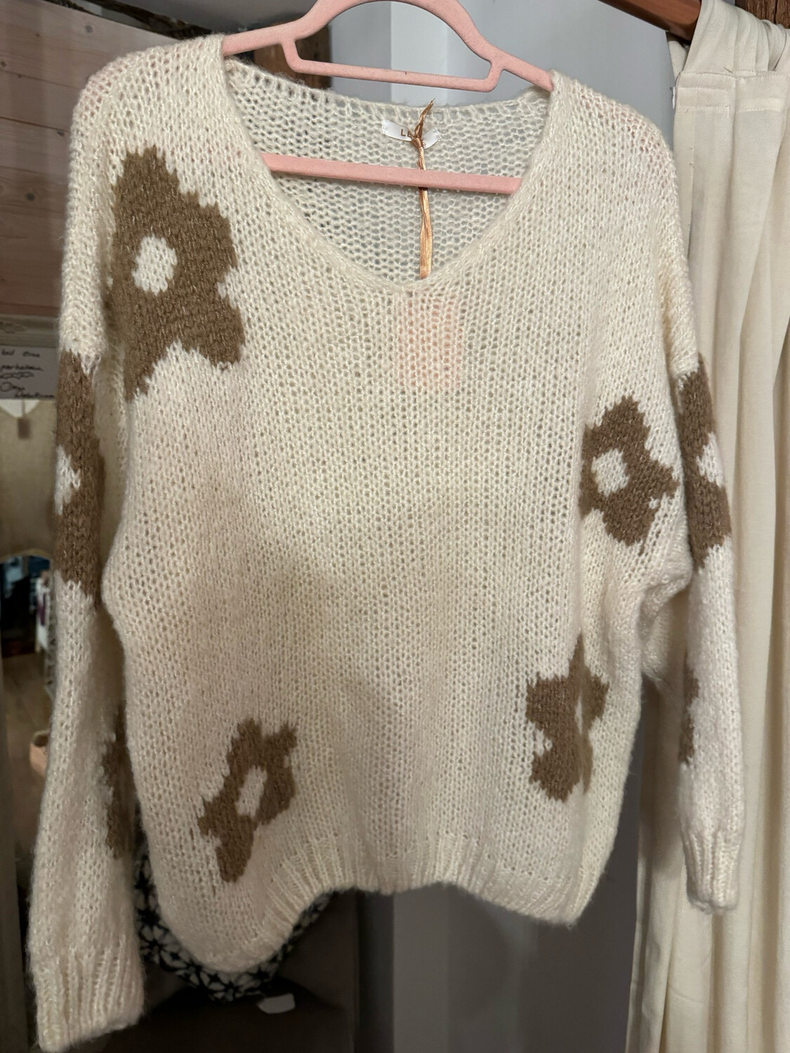 Pulli Nadine