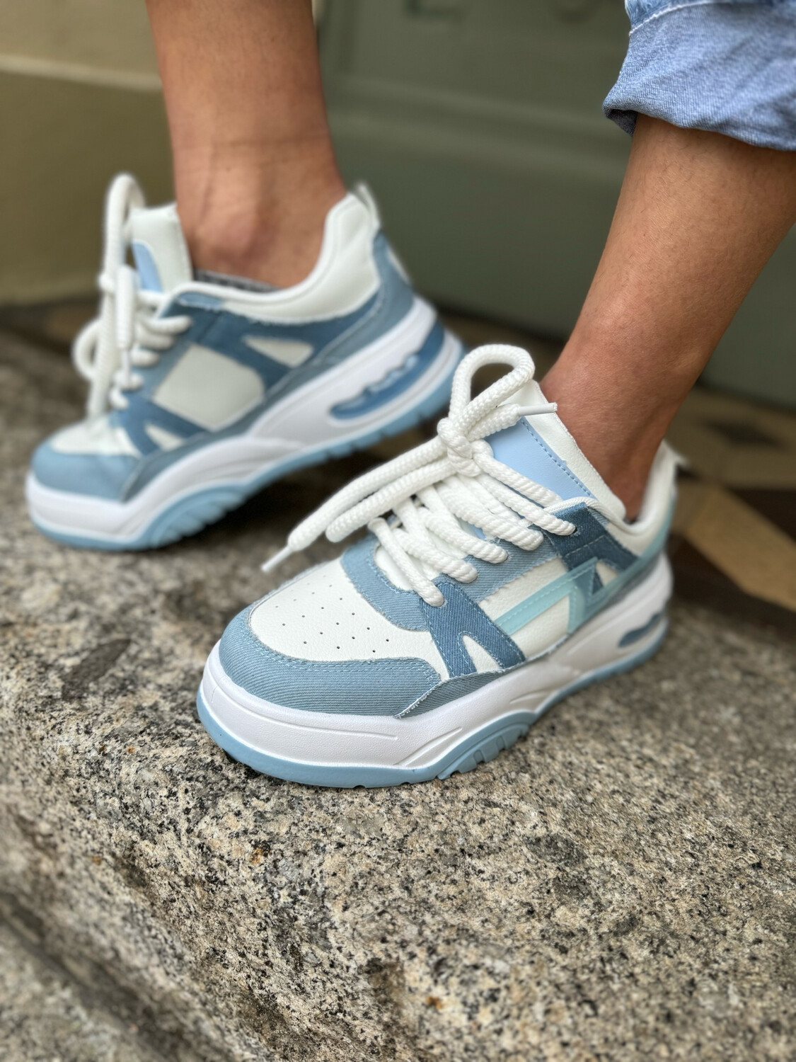 Sneaker Gr. 40