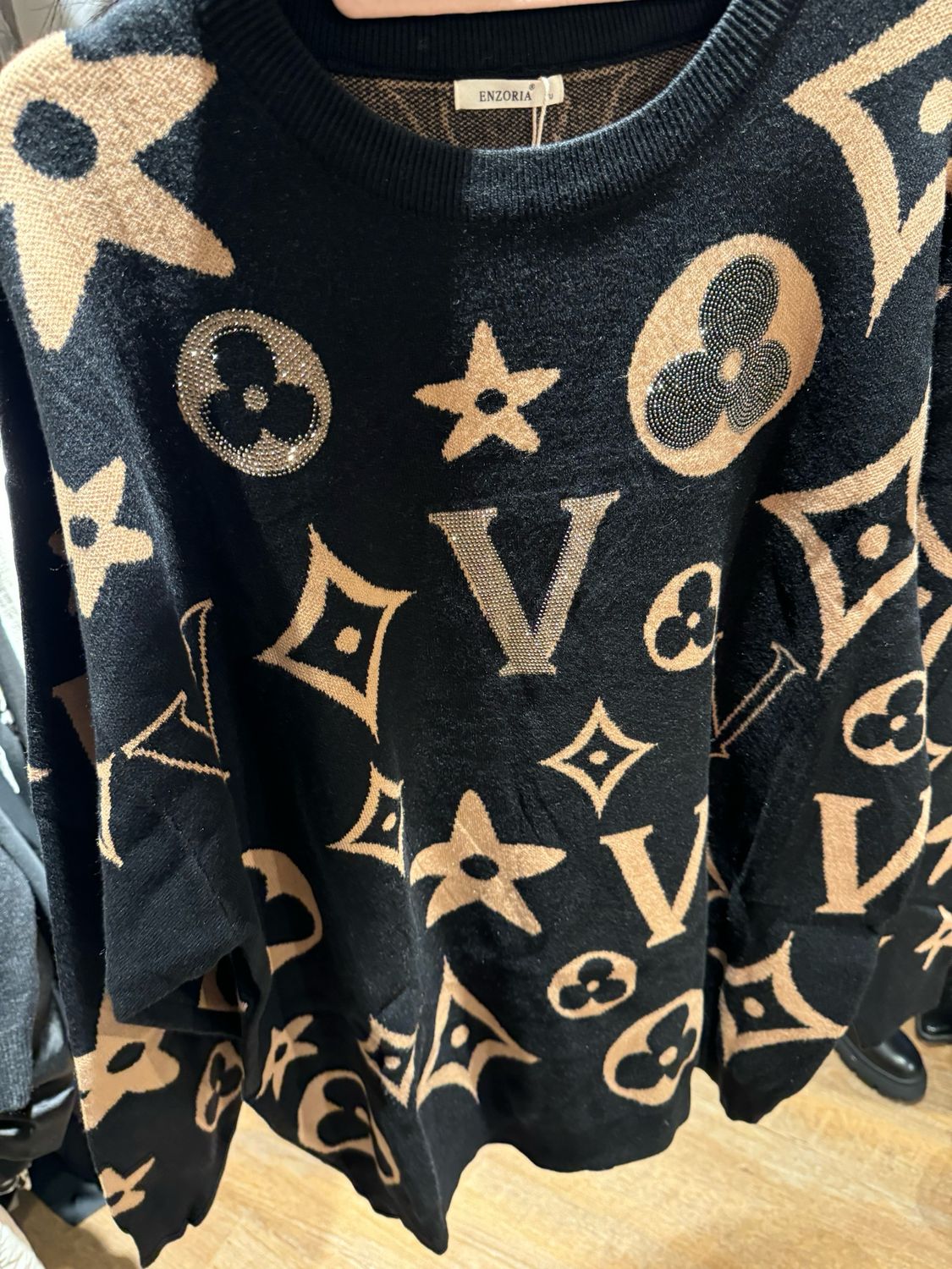 Pulli Ines
