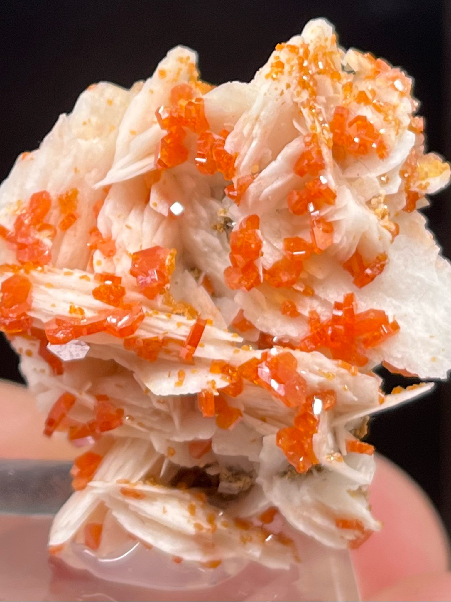 Vanadiniet op bariet uit Marokko, Mibladen