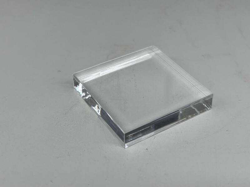 Acryl Sokkel 30X30X6 mm (11e gratis)