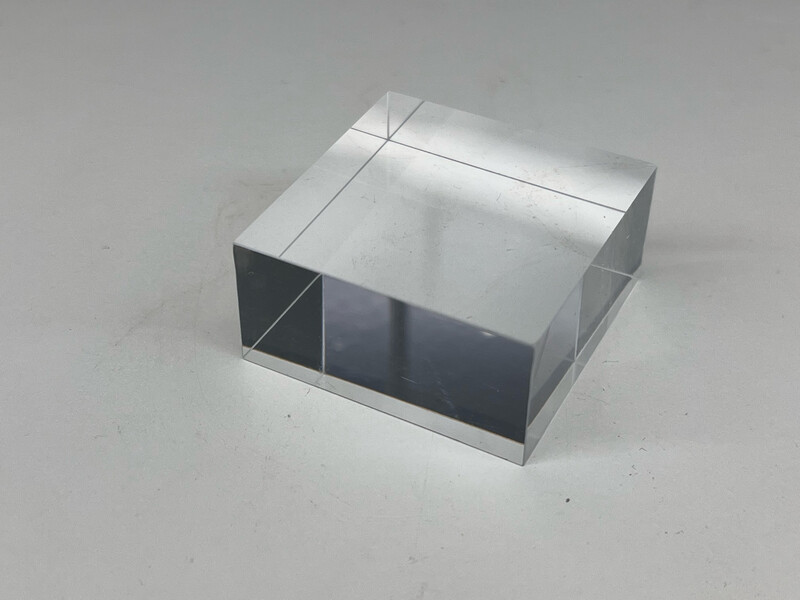 Acryl Sokkel 40X40X20 mm (11e gratis)