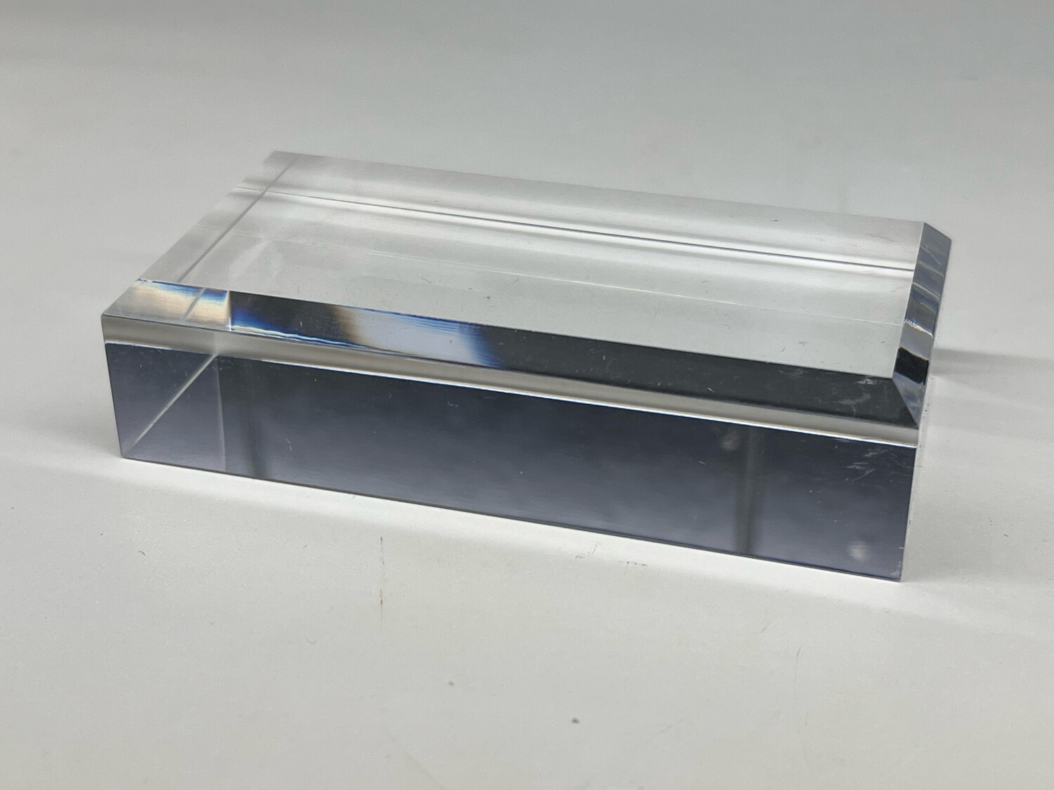 Luxe Acryl Sokkel 80X40X20 mm (11e gratis)