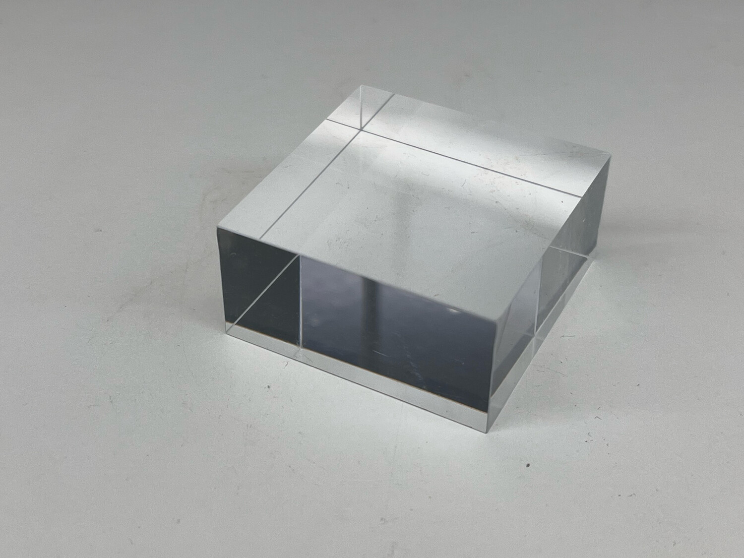 Acryl Sokkel 30X30X12 mm (11e gratis) Acryl Sokkel 30X30X12 mm (11e gratis)