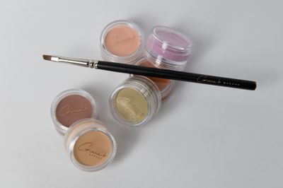 BASES CORRECTRICES & ANTICERNES