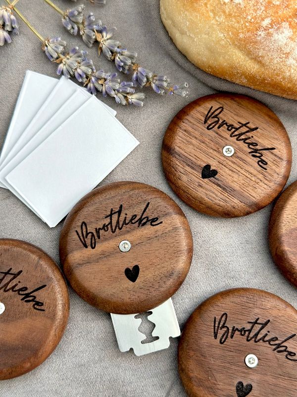 1 Klingenhalter (Holz) mit 5 Rasierklingen (Edelstahl)