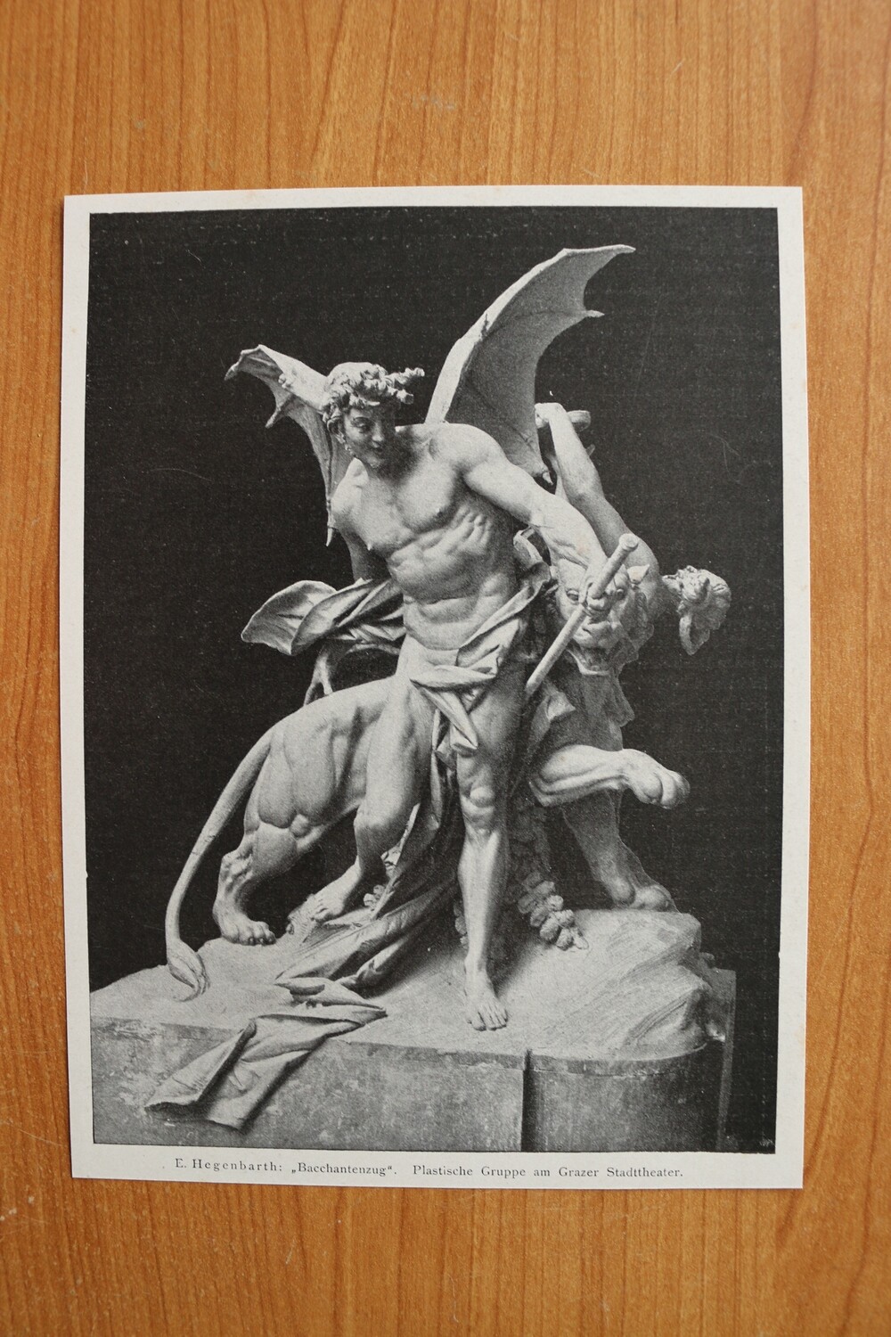 Kunst Druck 1890-1910 Bacchantenzug Skulptur von E Hegenbarth Plastische Gruppe am Stadttheater Graz Österreich 15 x 20 cm