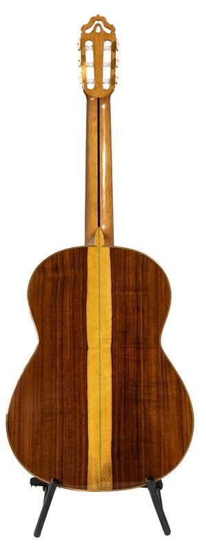 Estevé 12 - Professional Guitar - Cedar top, Granadillo Back/Sides - 640mm