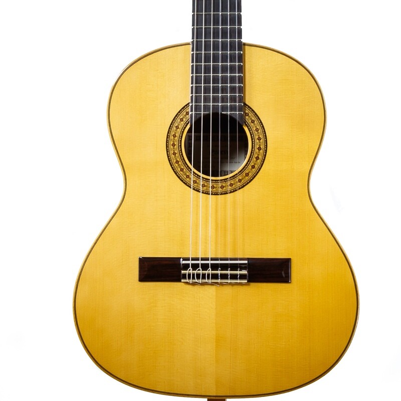Estevé Requinto/Alto Guitar - 6.004 Solid Spruce top, Sapelly back/sides - Handmade in Valencia, Spain