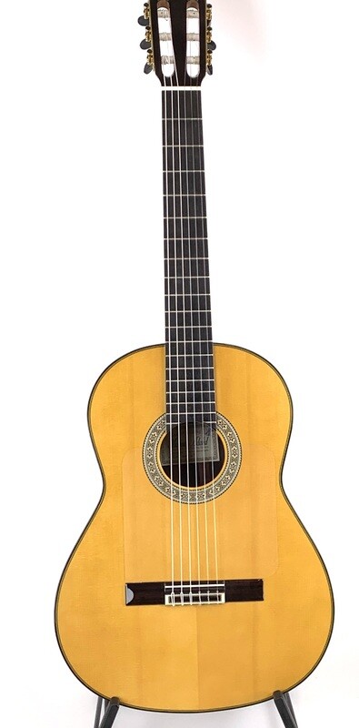Estevé 11F - Manuel Adalid Professional Level Flamenco Guitar - All Solid Woods - Handcrafted in Valencia, Spain