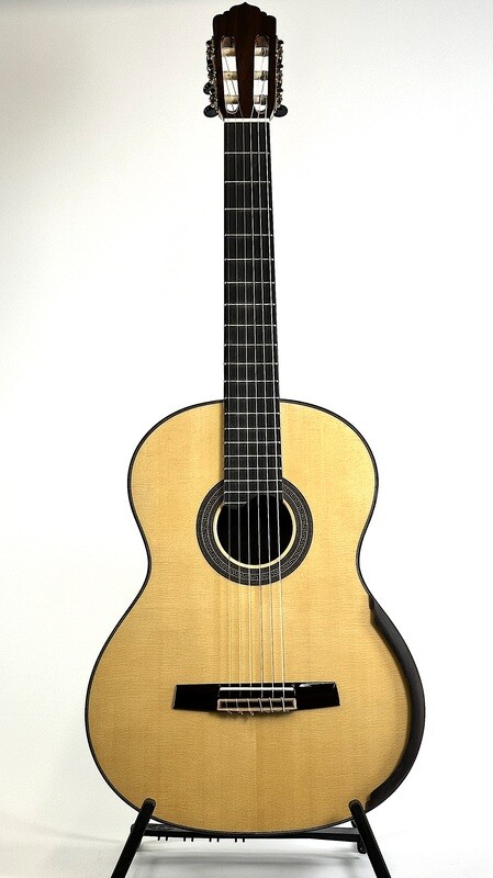 Calido Soloist - Left Handed - All Solid Wood - Spruce Top, Indian Rosewood Back/Sides - Classical Guitar