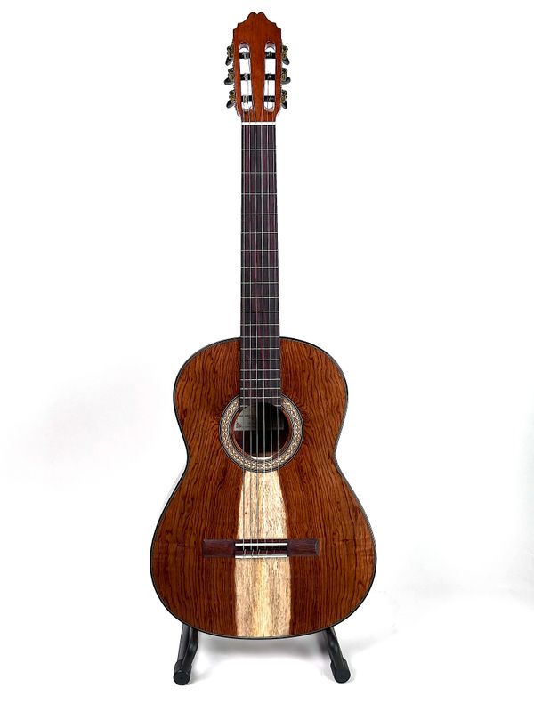 Navarro Tesoro Limited Edition - All Solid Palo Escrito Rosewood - 650mm Navarro Tesoro Limited Edition - All Solid Palo Escrito Rosewood - 650mm