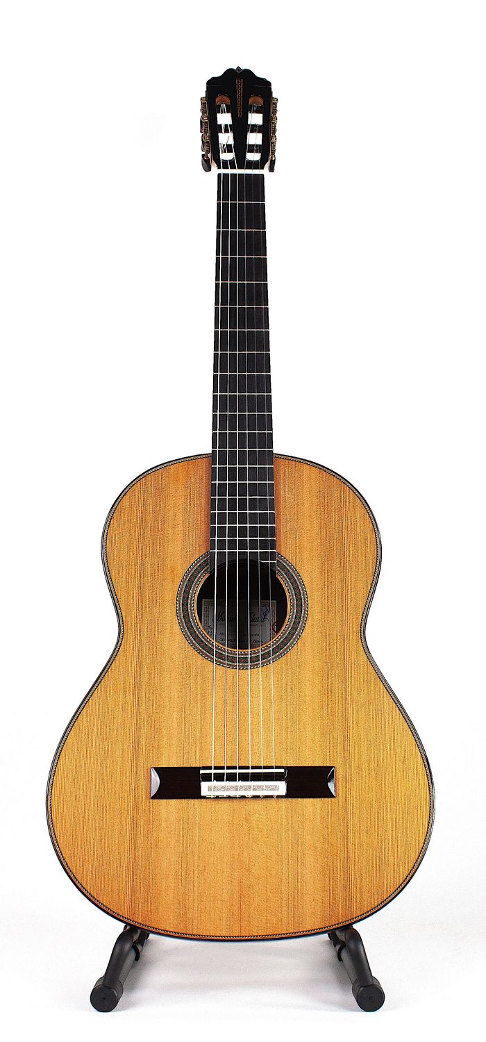 Manuel Adalid Invocacion - All solid Cedar/Madagascar Rosewood Manuel Adalid Invocacion - All solid Cedar/Madagascar Rosewood