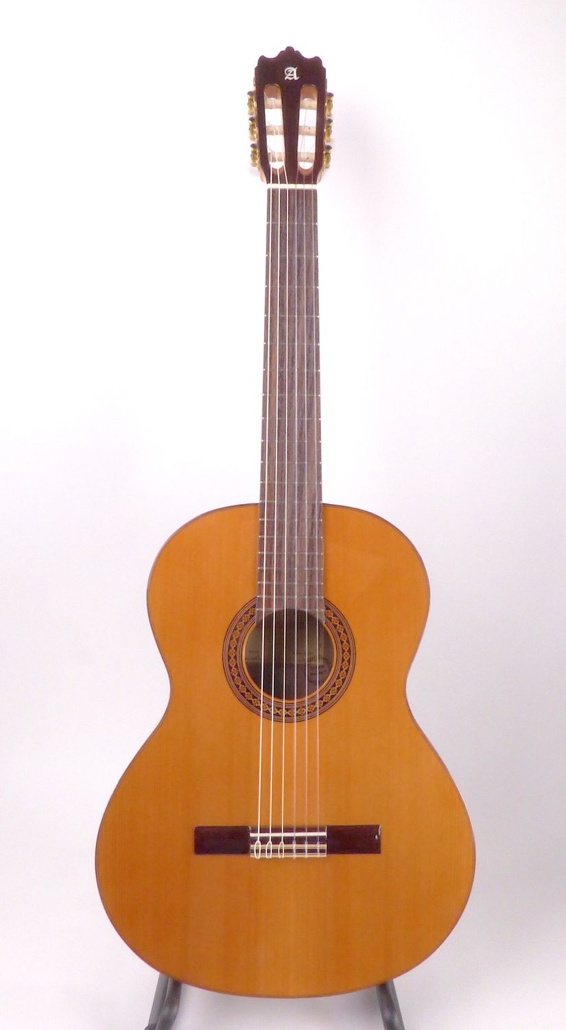 Alhambra 4Z Classical Guitar - Solid A++ Cedar Top, Ziricoté