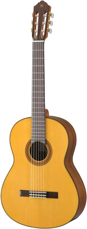 Yamaha CG162S Classical Guitar - Solid Spruce top Yamaha CG162S Classical Guitar - Solid Spruce top