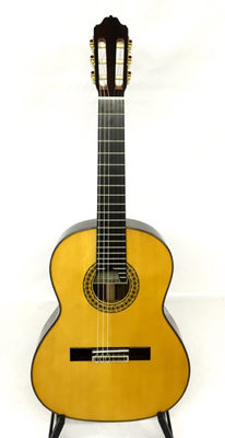 Estevé Requinto 6.008 - Solid Spruce Top, Solid Indian Rosewood Back/Sides - Handcrafted in Valencia, Spain