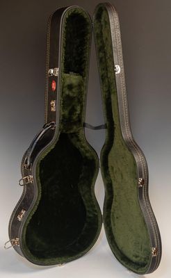 Alhambra Senorita 7/8 Size Hardshell Case Alhambra Senorita 7/8 Size Hardshell Case