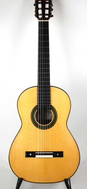 Francisco Navarro Grand Concert - Torres - 650/52mm - All Solid - Spruce/Cocobolo - Handmade by Francisco Navarro Sr Francisco Navarro Grand Concert - Torres - 650/52mm - All Solid - Spruce/Cocobolo - Handmade by Francisco Navarro Sr