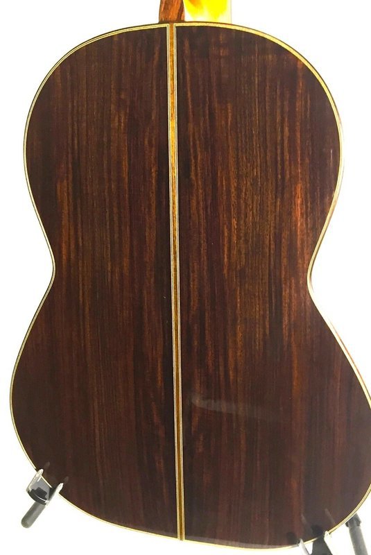 Solid Indian Rosewood back/sides