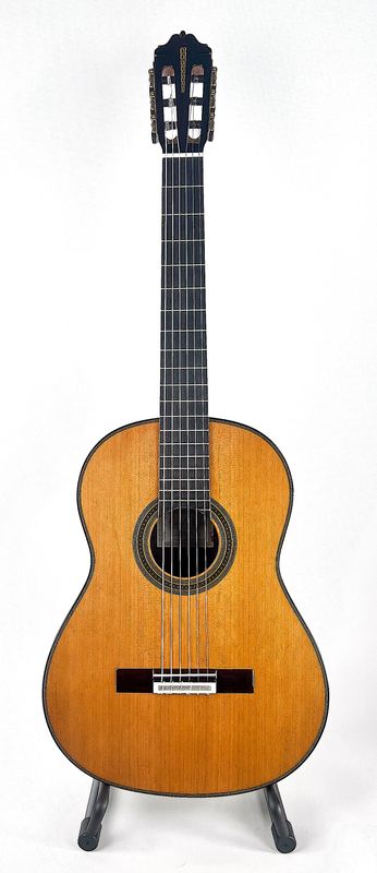 Manuel Adalid Sonatina - All Solid Cedar/Indian Rosewood Manuel Adalid Sonatina - All Solid Cedar/Indian Rosewood