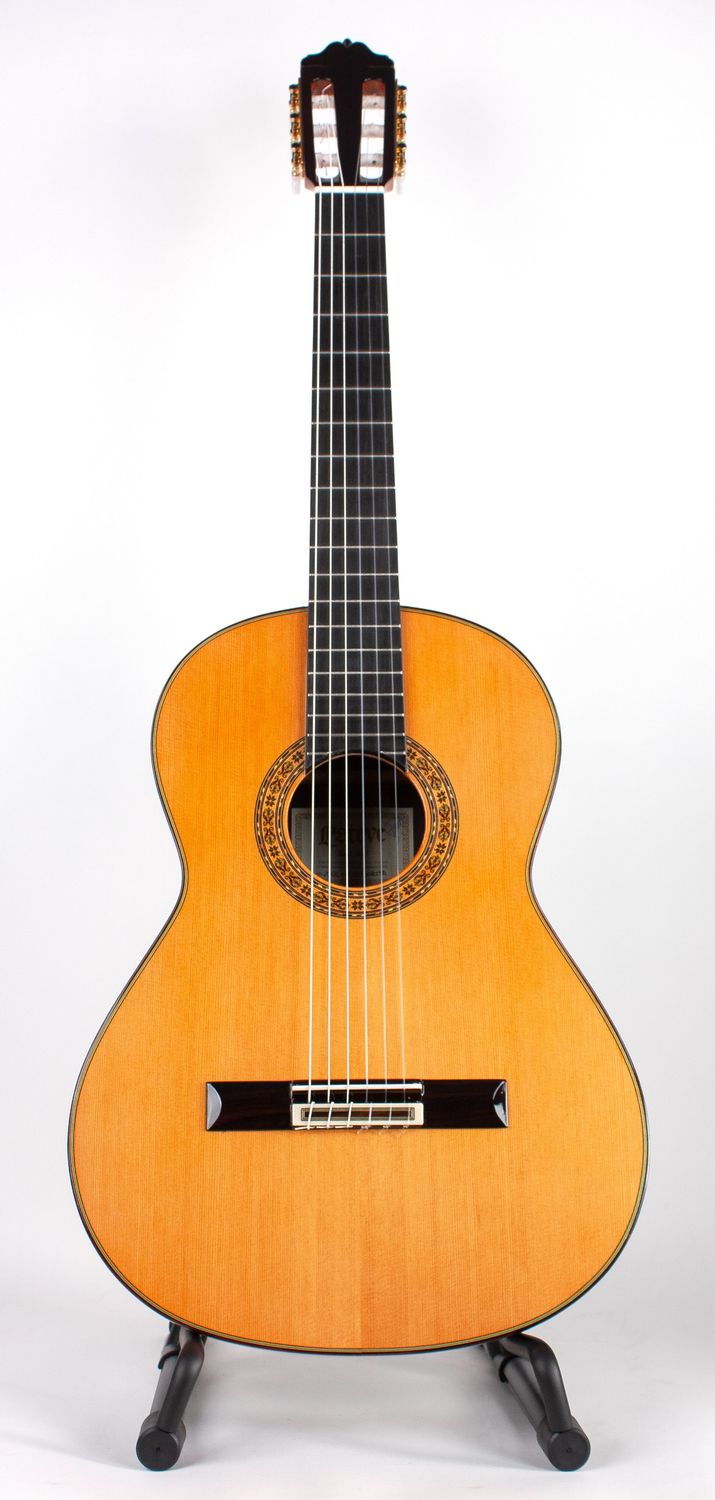 Estevé Senorita - All Solid Cedar/Indian rosewood - 640mm Estevé Senorita - All Solid Cedar/Indian rosewood - 640mm