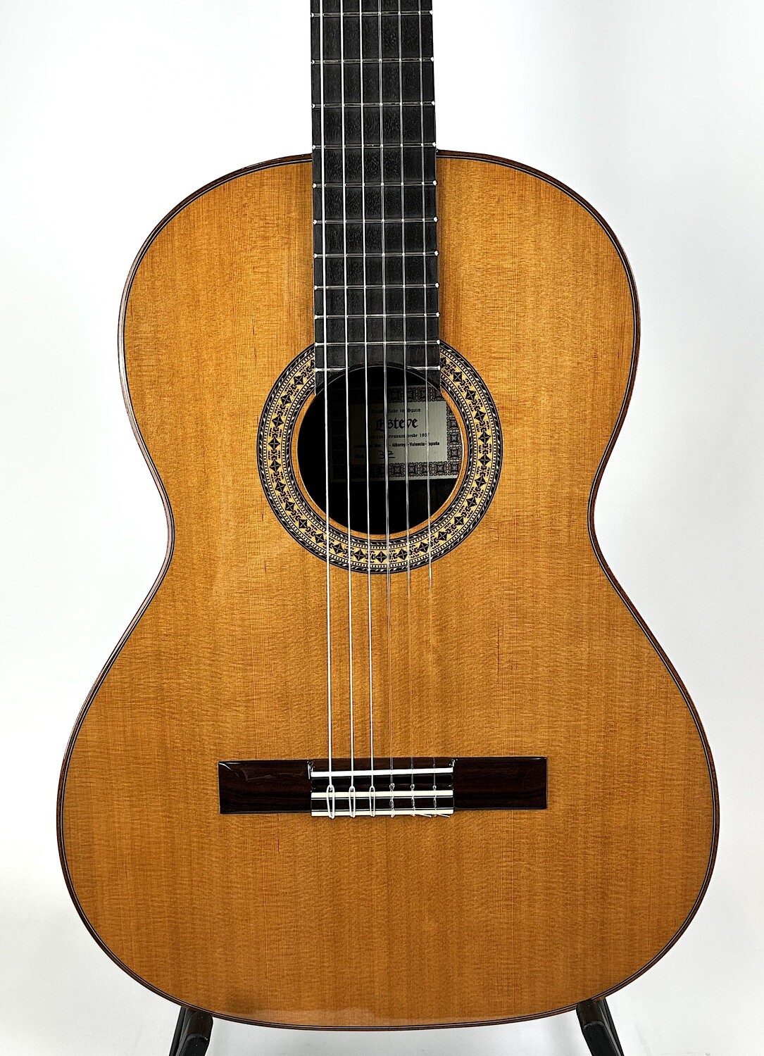 Guitarras Estevé 3Z - 650mm Classical Guitar - Handmade in Spain - Solid Cedar top/Ziricote back/sides Guitarras Estevé 3Z - 650mm Classical Guitar - Handmade in Spain - Solid Cedar top/Ziricote back/sides
