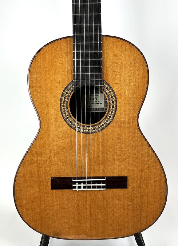 Guitarras Estevé 3Z - 650mm Classical Guitar - Handmade in Spain - Solid Cedar top/Ziricote back/sides Guitarras Estevé 3Z - 650mm Classical Guitar - Handmade in Spain - Solid Cedar top/Ziricote back/sides