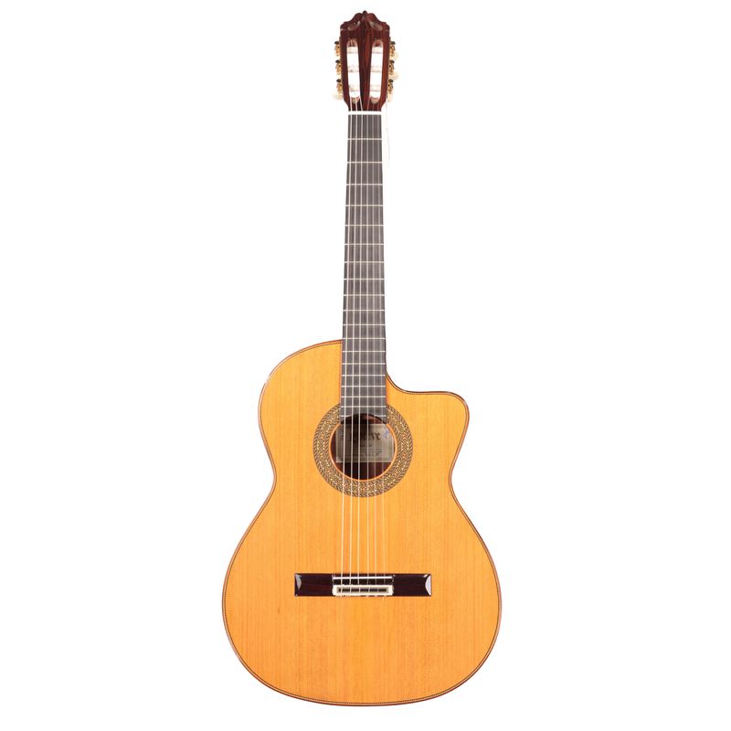 Guitarras Estevé 12 CUT - All Solid Cedar/Granadillo - Cutaway Classical Guitar - Handmade in Valencia, Spain - 2026 Guitarras Estevé 12 CUT - All Solid Cedar/Granadillo - Cutaway Classical Guitar - Handmade in Valencia, Spain - 2026