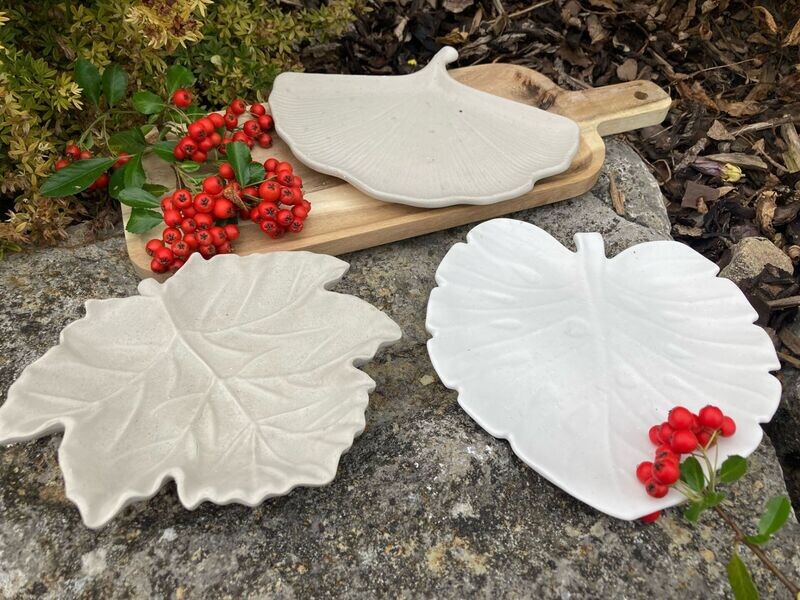Silikon - Gießform - Blatt - Blattschalen in 3 Varianten Silikon - Gießform - Blatt - Blattschalen in 3 Varianten