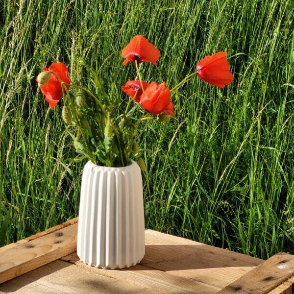 Silikon – Gießform - Konische Vase im Streifendesign Silikon – Gießform - Konische Vase im Streifendesign