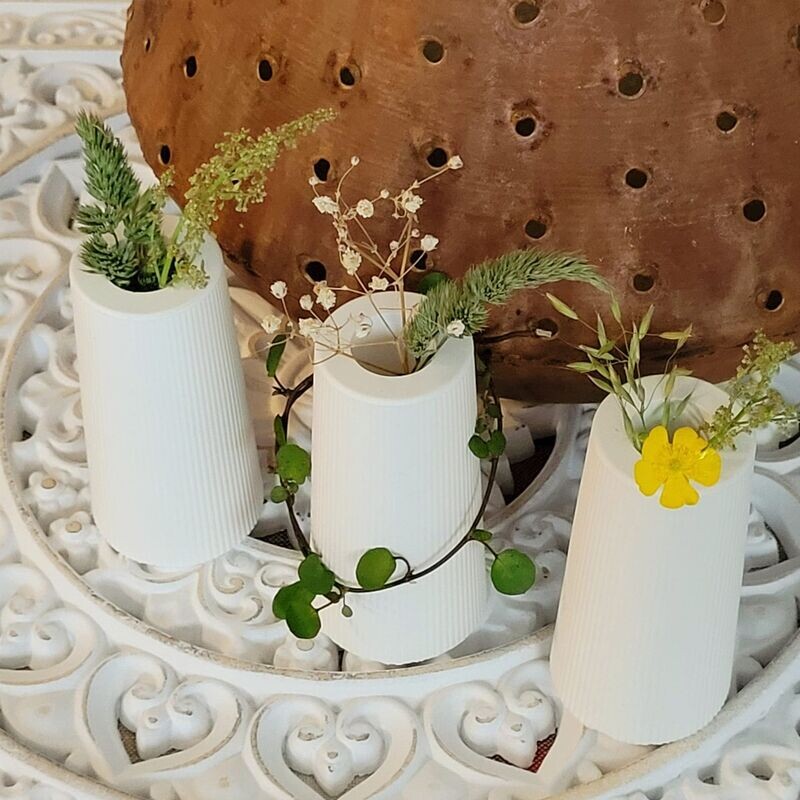 Silikon – Gießform - Konische Blumenvase im Streifendesign Silikon – Gießform - Konische Blumenvase im Streifendesign