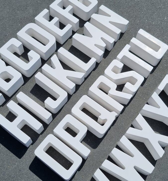 Silikon – Gießform - BUCHSTABENMATTE / ALPHABET A – Z -+ & - Puristisch Silikon – Gießform - BUCHSTABENMATTE / ALPHABET A – Z -+ & - Puristisch