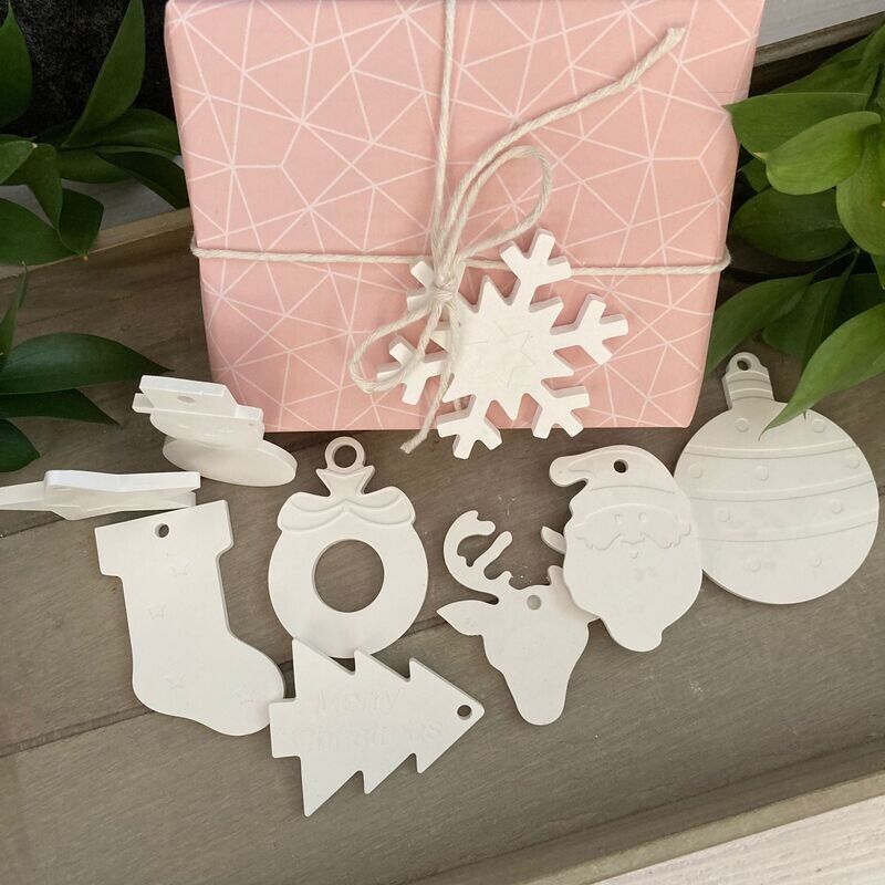 Silikon - Mehrfach - Gießform - Anhänger Silikon - Mehrfach - Gießform - Anhänger "Weihnachtsdeko 9 teilig/SALE