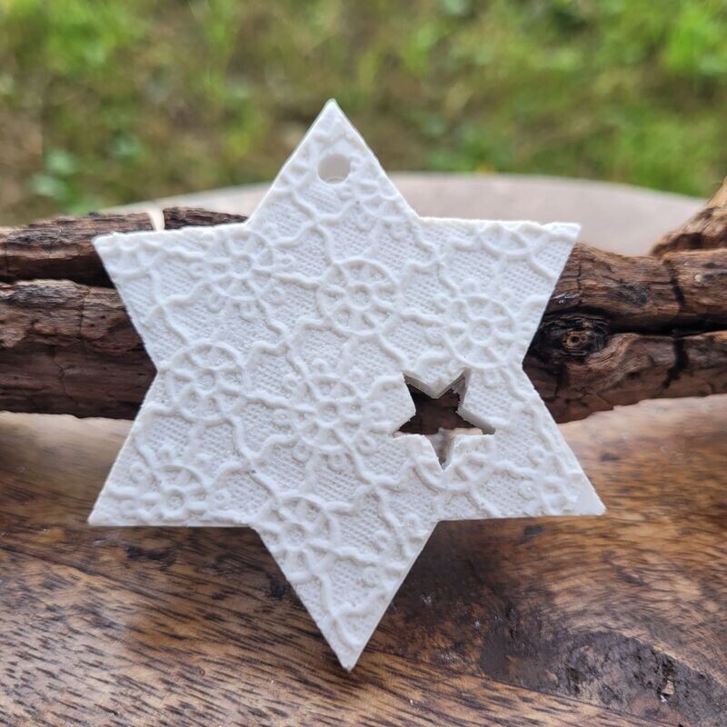 Silikonform/Gießform - Stern – gemustert – mit Stern-Aussparung – zum aufhängen Silikonform/Gießform - Stern – gemustert – mit Stern-Aussparung – zum aufhängen