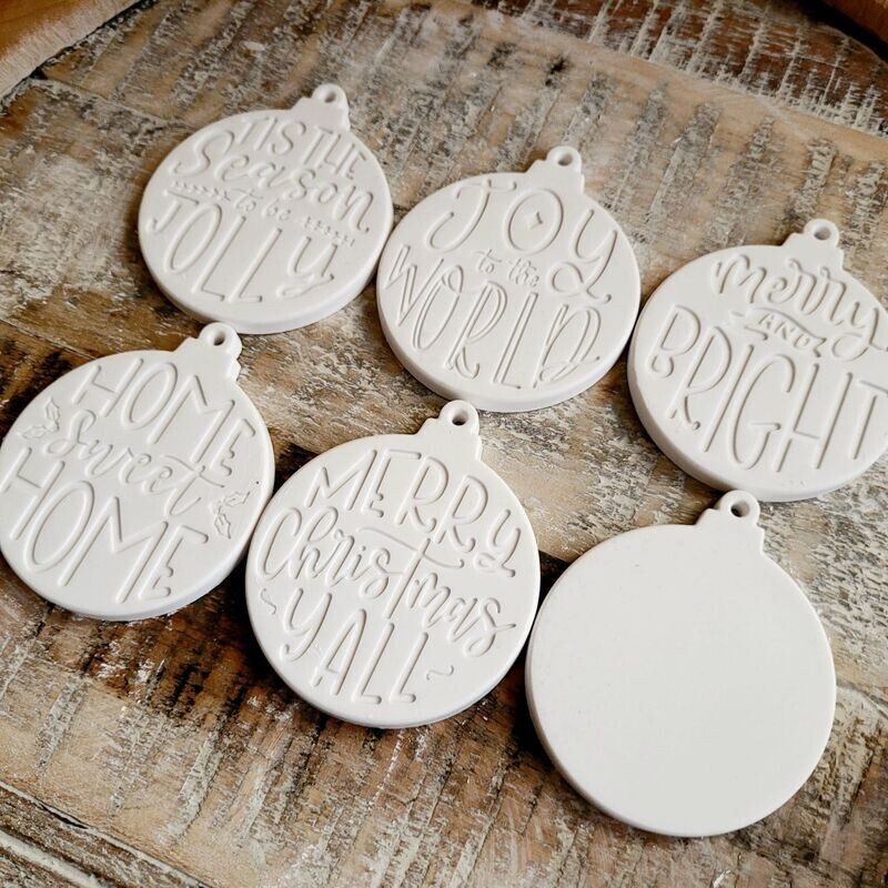 Silikon-Gießform - Matte Weihnachtskugeln 6er Set Silikon-Gießform - Matte Weihnachtskugeln 6er Set