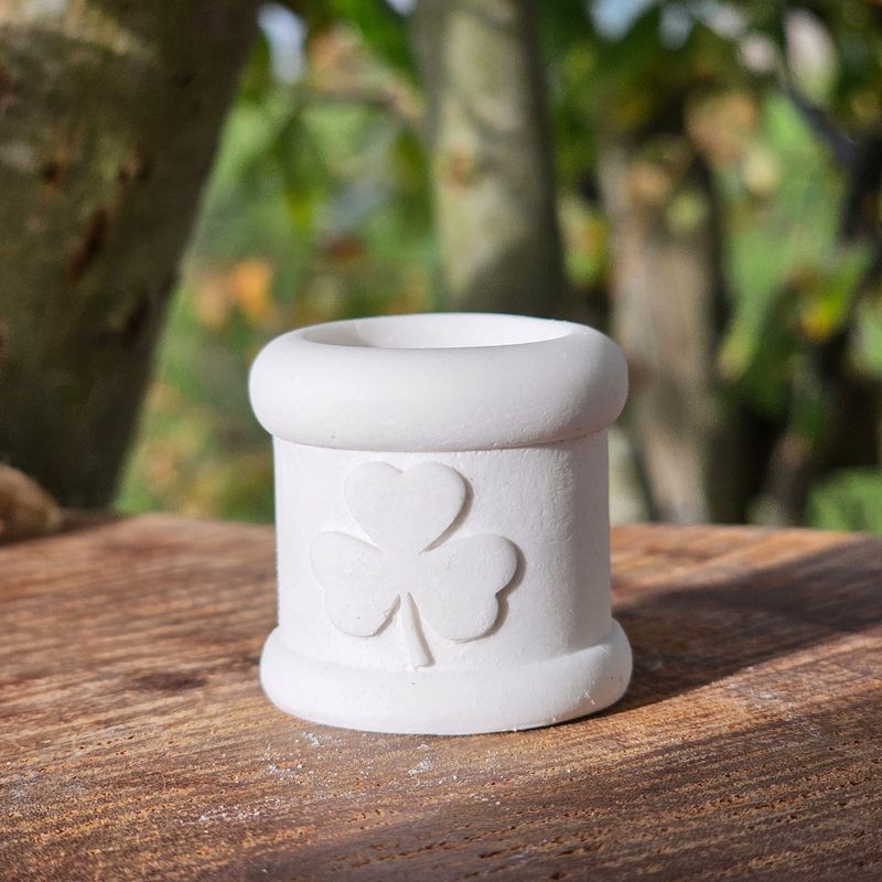 Silikon - Gießform - Mini Kerzenhalter KLEEBLATT Silikon - Gießform - Mini Kerzenhalter KLEEBLATT